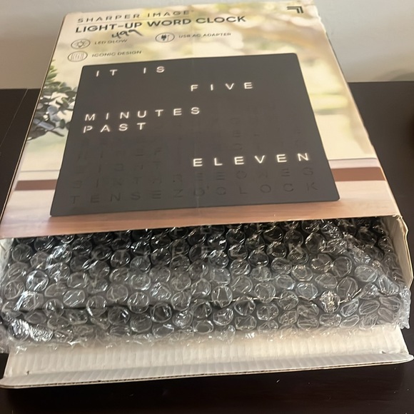 New Sharper Image Light-Up Word Clock 7.75" Electronic Accent Wall or Desk Clock - Picture 4 of 7